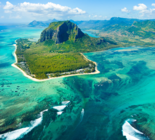 Luxury Safari Plains with a Mauritian Beach Escape